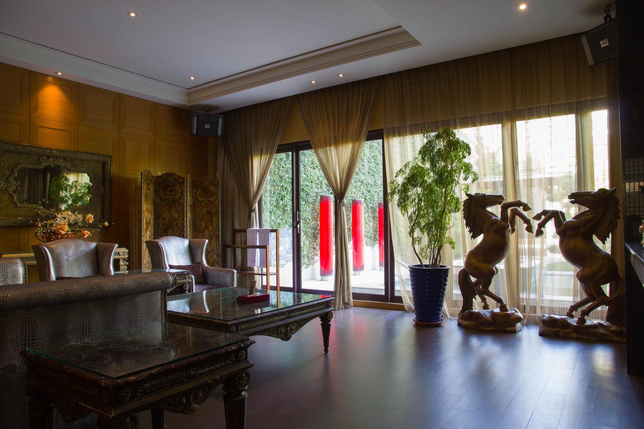 Lu Kang Villa Spa Lukang Exteriör bild
